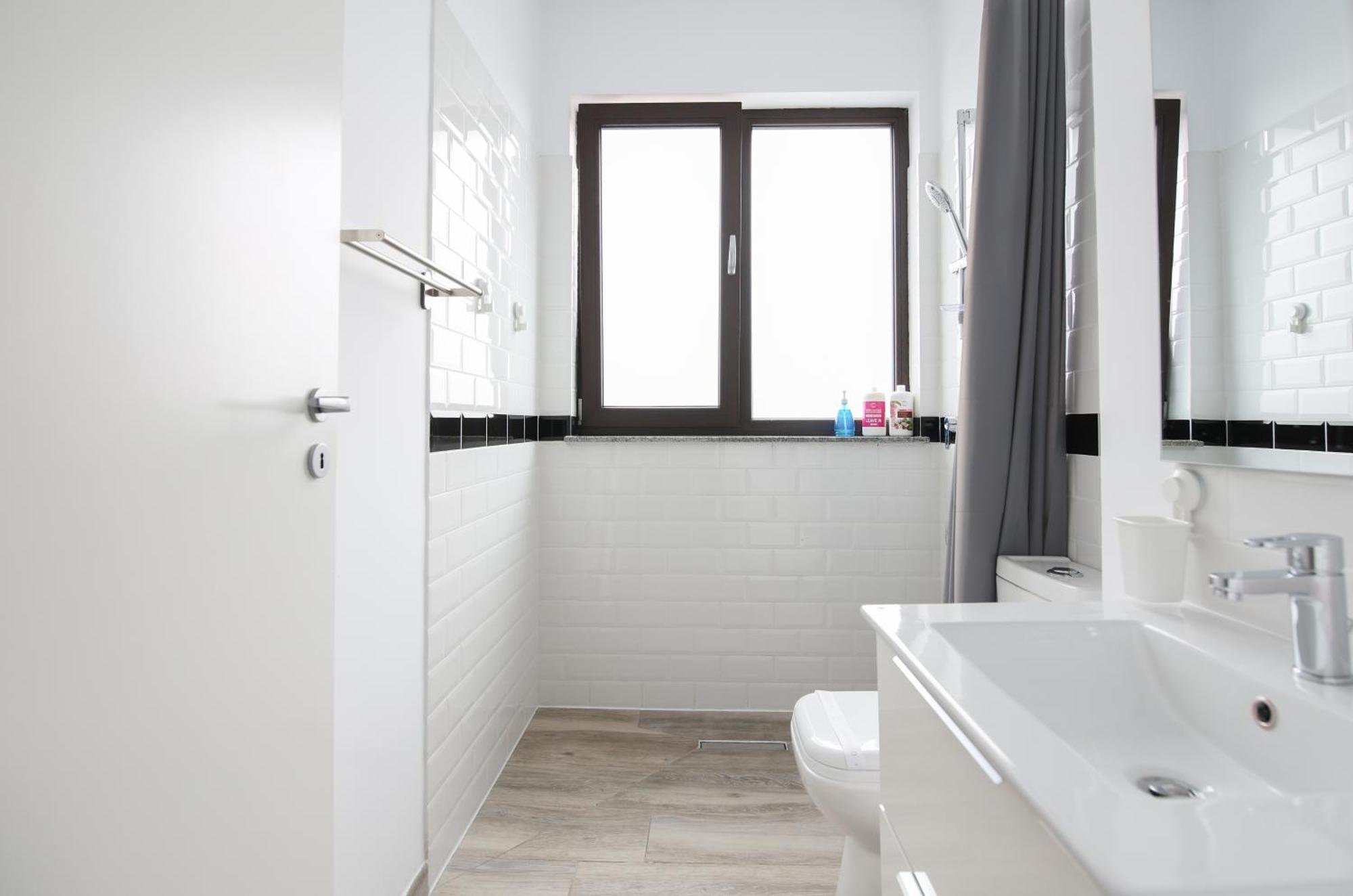 Vitan Central Oasis - Free Secured Private Parking - Self Check-In - Bukares Bagian luar foto